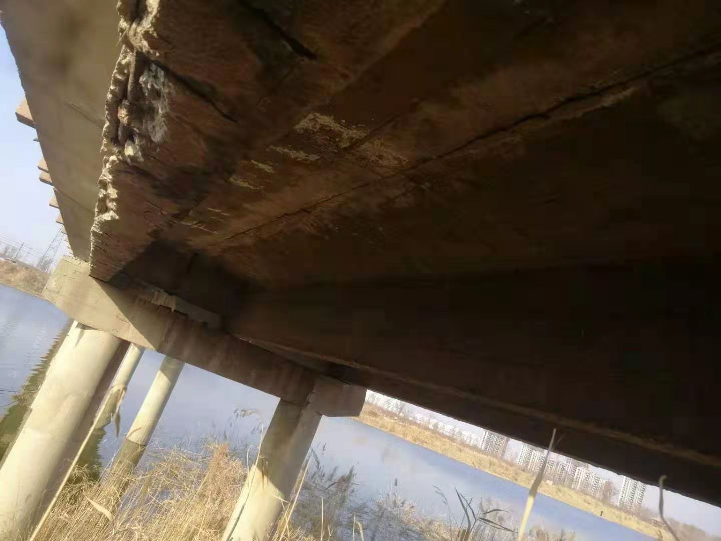 乌鲁木齐道路桥梁结构的常见病害